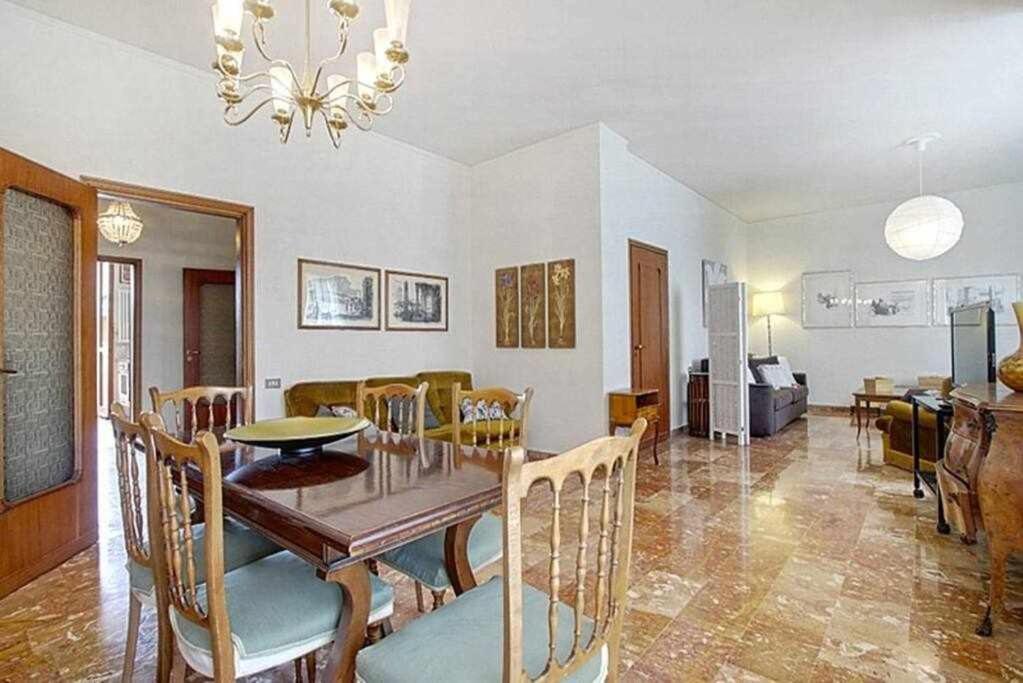 Frati Bigi With Two Bedrooms And Parking Firenze Eksteriør billede