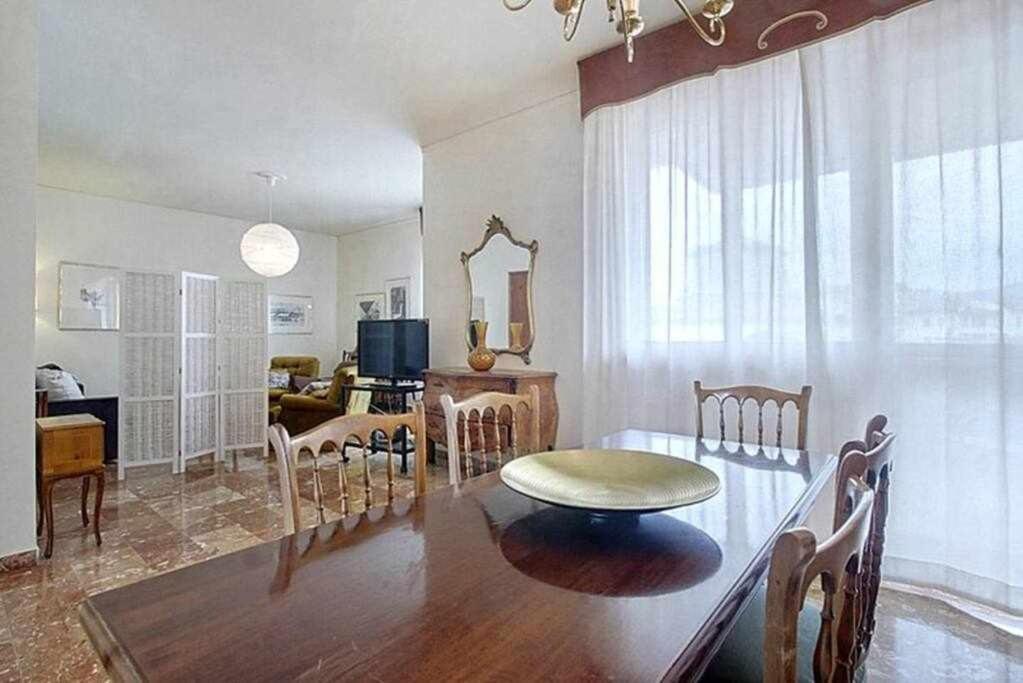 Frati Bigi With Two Bedrooms And Parking Firenze Eksteriør billede