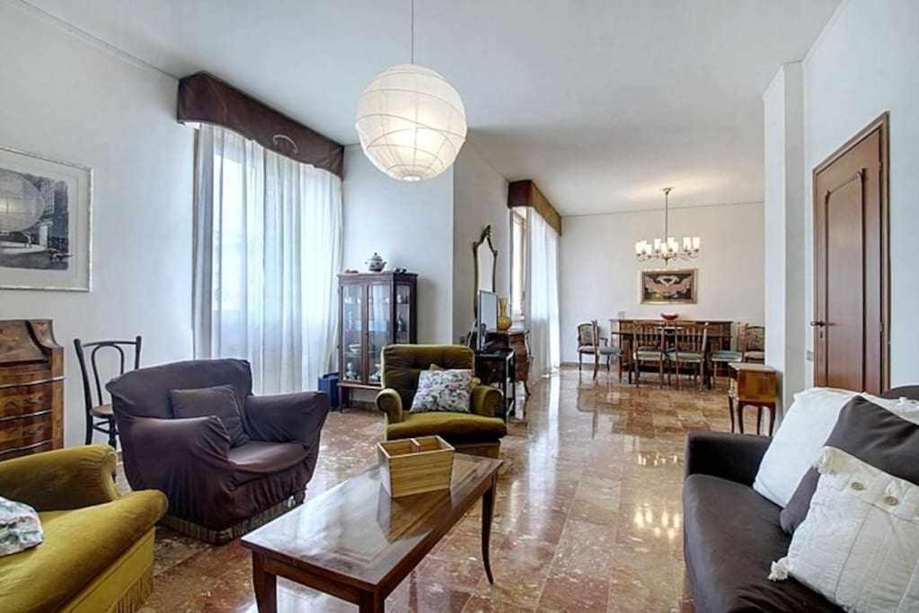 Frati Bigi With Two Bedrooms And Parking Firenze Eksteriør billede