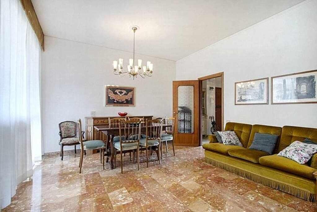 Frati Bigi With Two Bedrooms And Parking Firenze Eksteriør billede